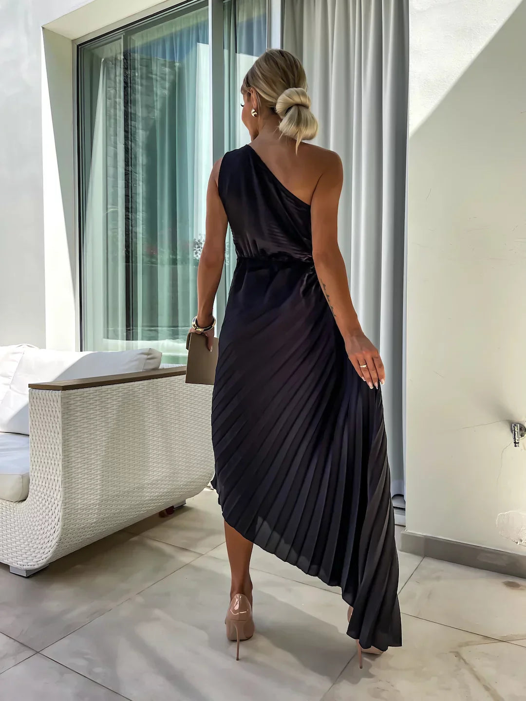 Sophia - Romantic Flower Midi Dress Olivia The Label