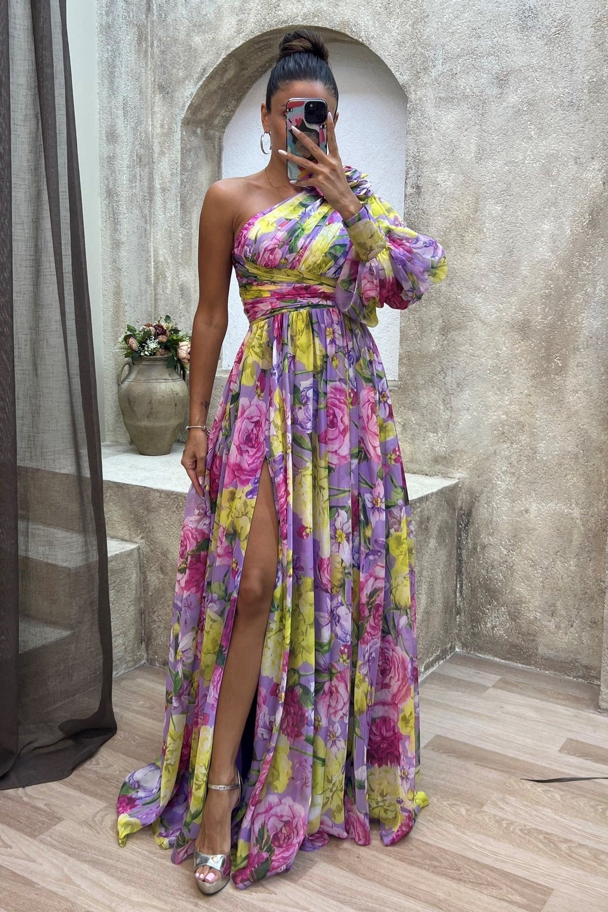 Abby - Stunning Flowing Gown Olivia The Label Purple XS