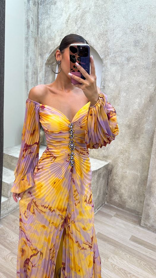 Millie - Elegant V-Neck Maxi Dress Olivia The Label