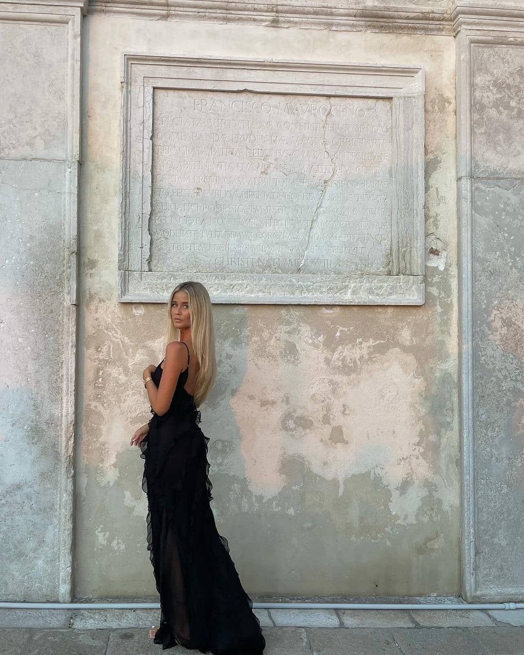 Madeleine - Elegant Maxi Dress Olivia The Label
