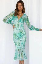 Emily - Stunning Flower Midi Dress Olivia The Label Green XS